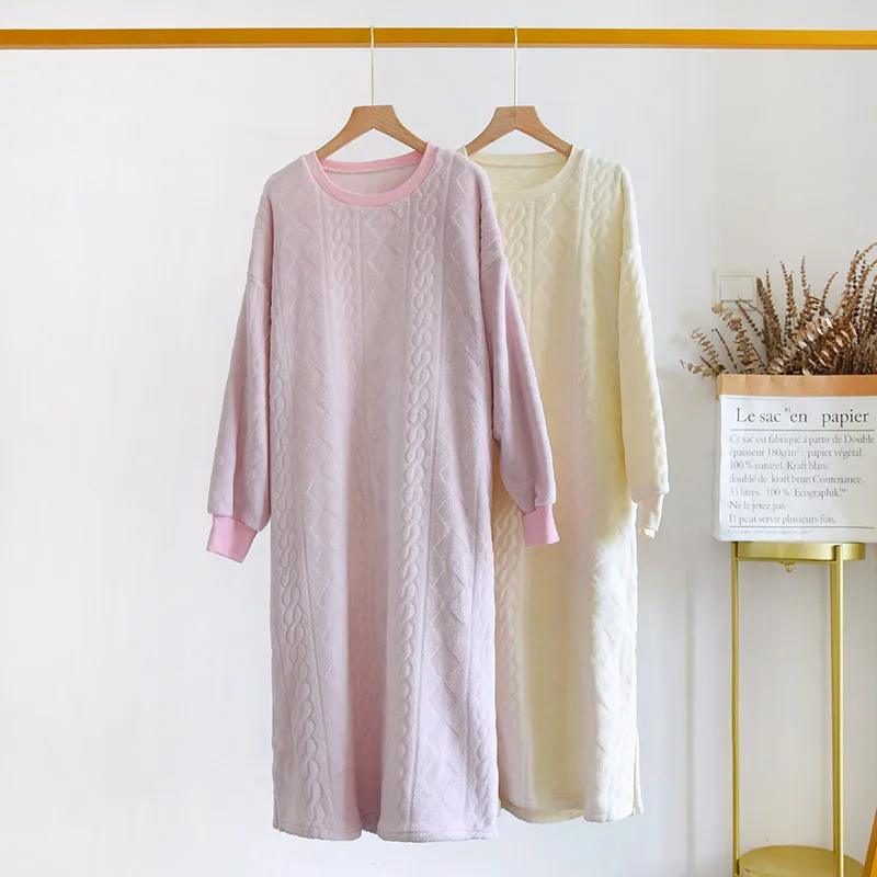 Женская свободная ночная рубашка розовая фланелевая домашняя Осень-зима 2020