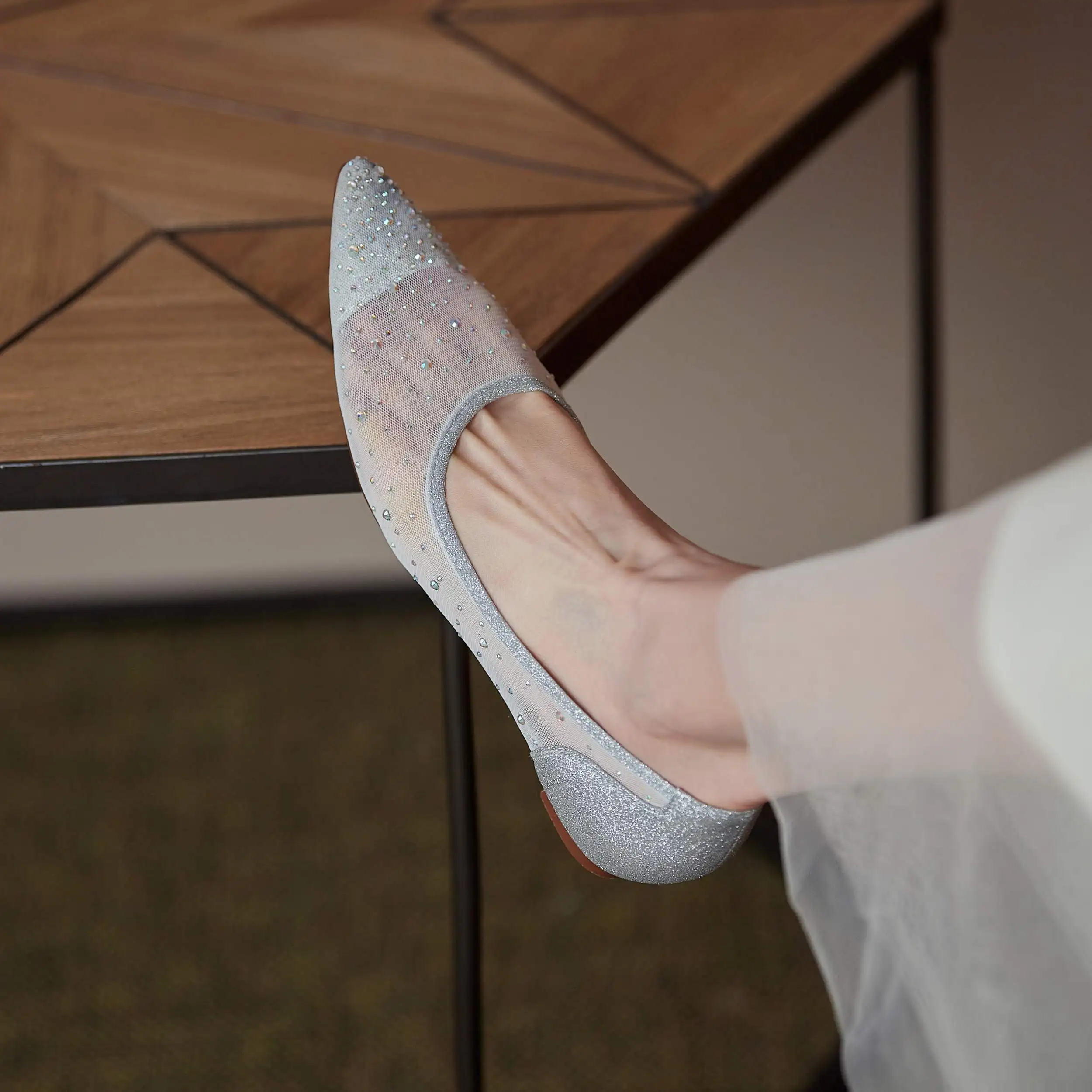 

Krazing pot summer pointed toe shallow diamond shiny young lady high street fashion daily wear fairly slip on women flats L30