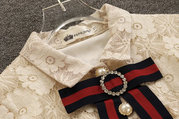 Женское кружевное ажурное платье модельное облегающее вечернее с короткими