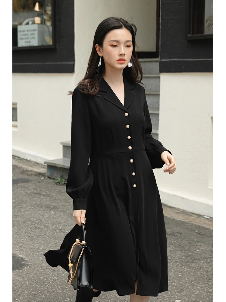 Женское платье-рубашка с длинным рукавом черное/красное деловое ТРАПЕЦИЕВИДНОЕ