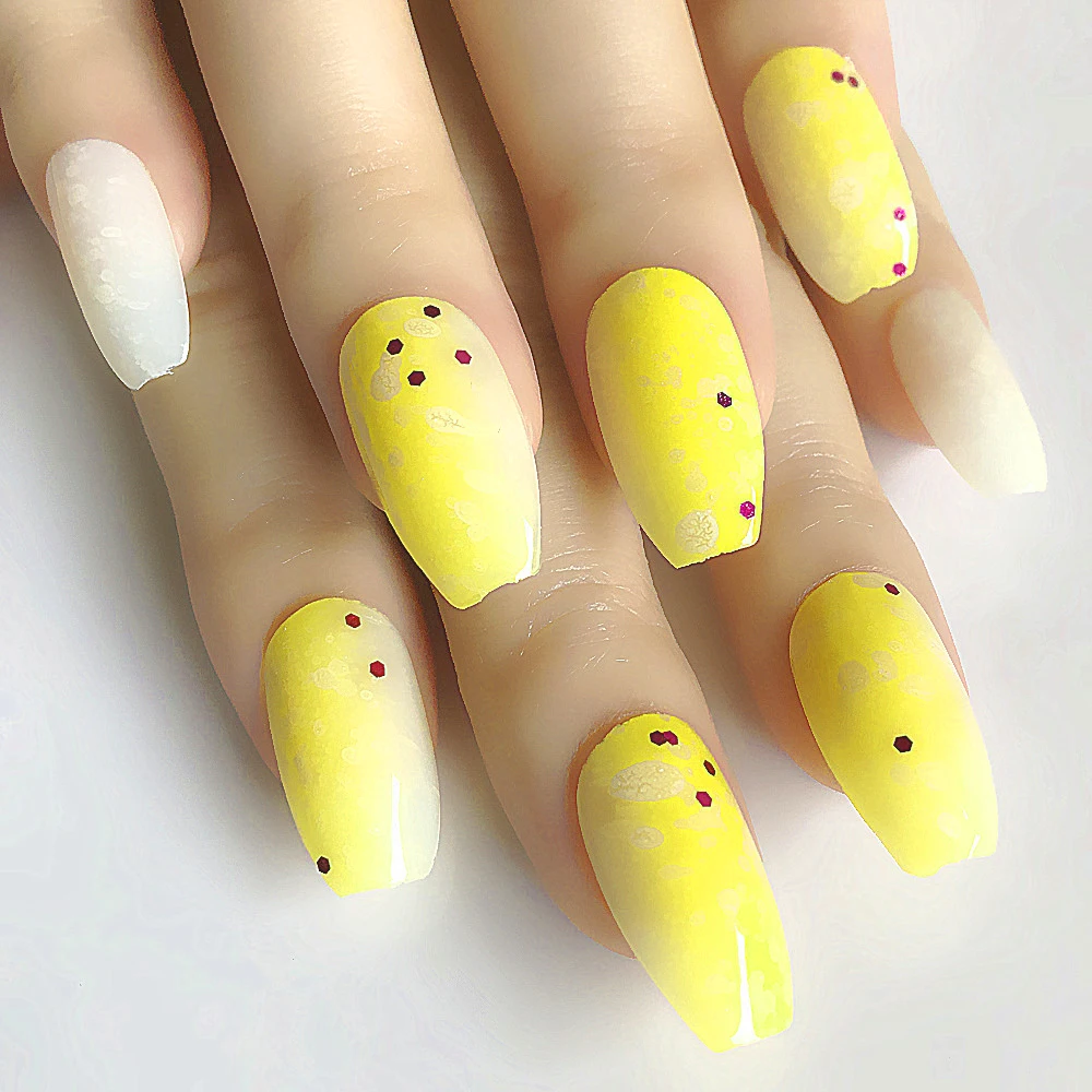 

Yellow 24pcs Pinted Sequins Coffin Fake Nails Medium length Flat head Press On False Nails UV Gel Nail Art Decoration Tips tool
