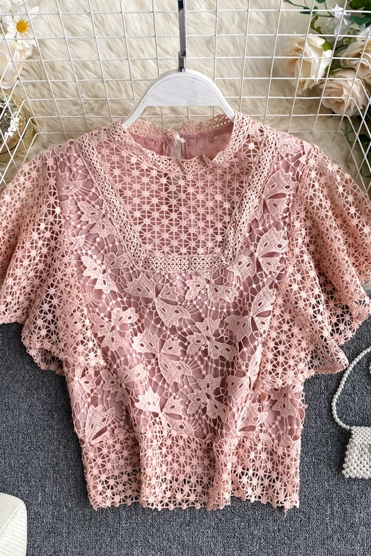 

The New Summer Dress Is Very Fairy Blouse Design, Hollow Lace Flying Sleeves, Western Style Short Shirt