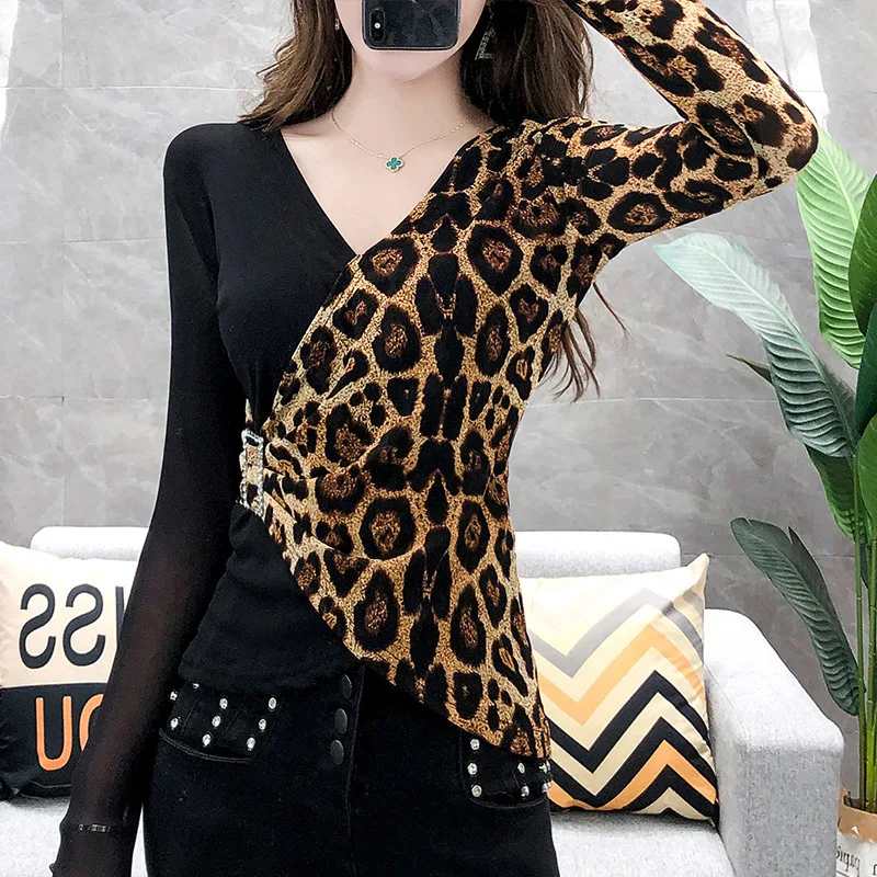 

Sexy V-neck Women Dance Shirt Tops Leopard Print Black/red Splice Latin Dance Ballroom Modern Salsa Tango Samba Training Clothes