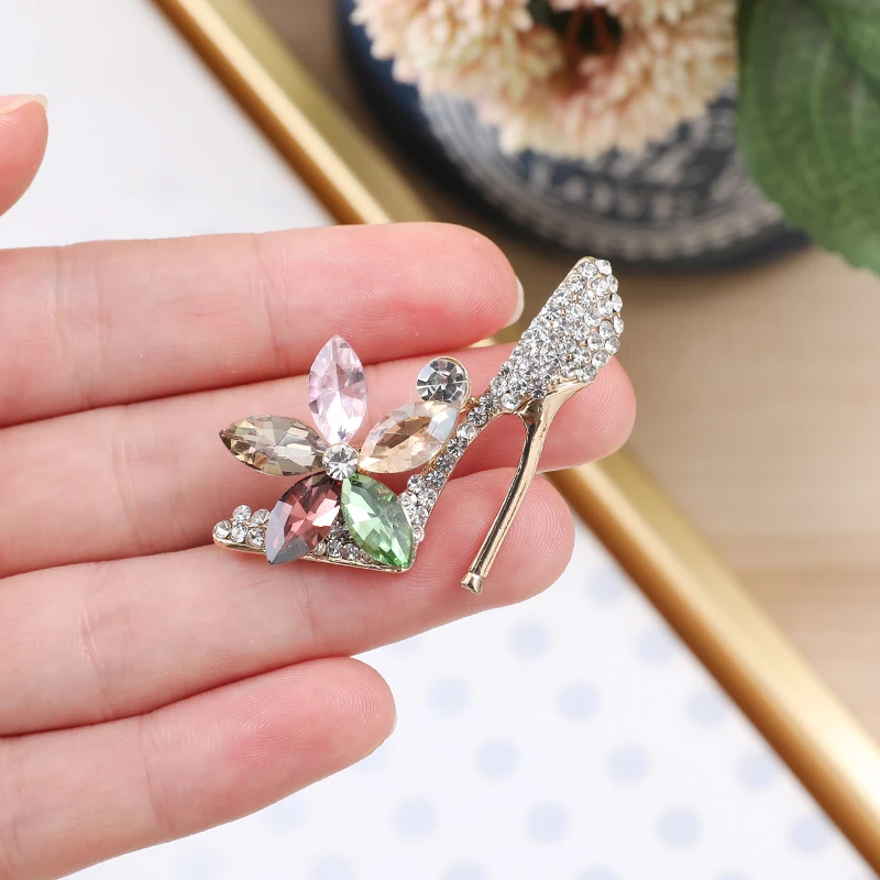 

Fashion crystal flower high heel brooch ladies wedding party jewelry gift