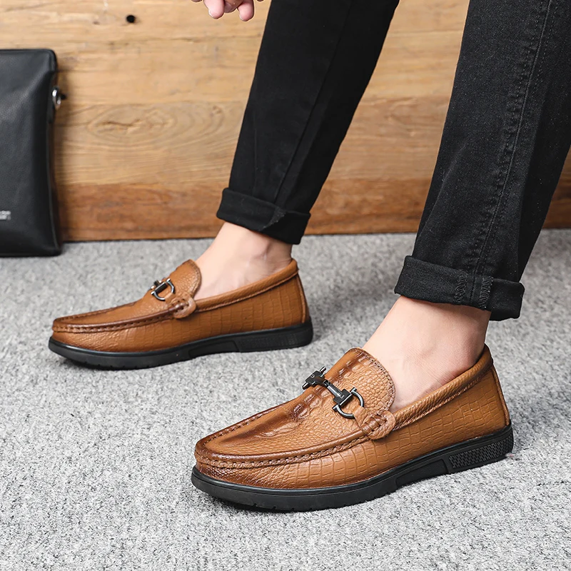 

Классические роскошные брендовые лоферы с крокодиловым узором для мужчин, модная мужская деловая обувь, официальная итальянская фотообувь...