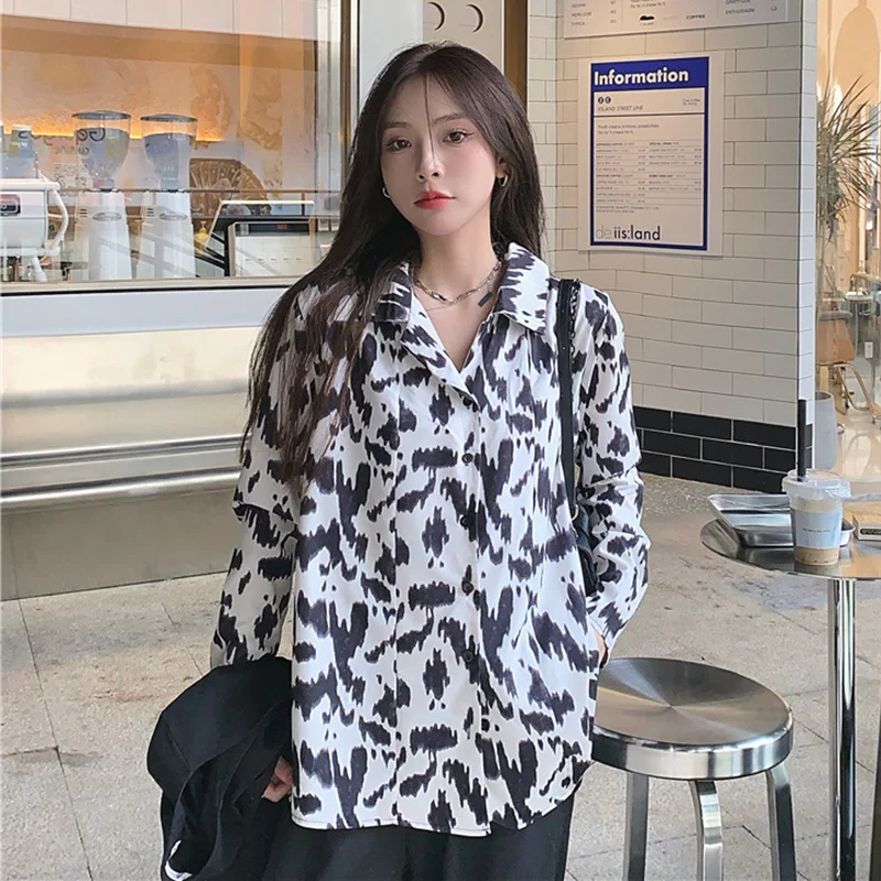 Женская рубашка с длинным рукавом свободная Корейская и принтом ощущение лесной