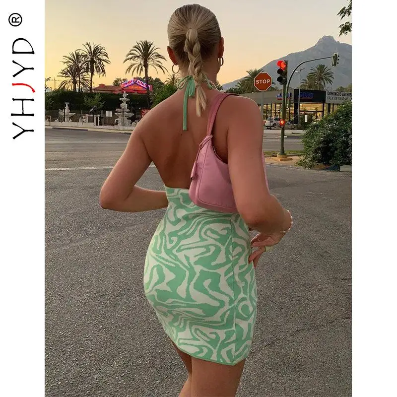 

YHJYD Y2k Printed Halter Backless Knitted Dress Vacation Outfits for Women Sexy Bodycon Mini Dress Clubwear