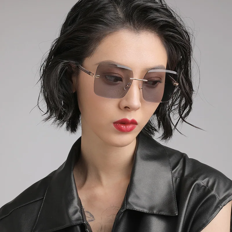 

Women's Polarized Sunglasses Fashion Luxury Frameless Trimming Ultralight High Quality Women Retro Glasses Unisex