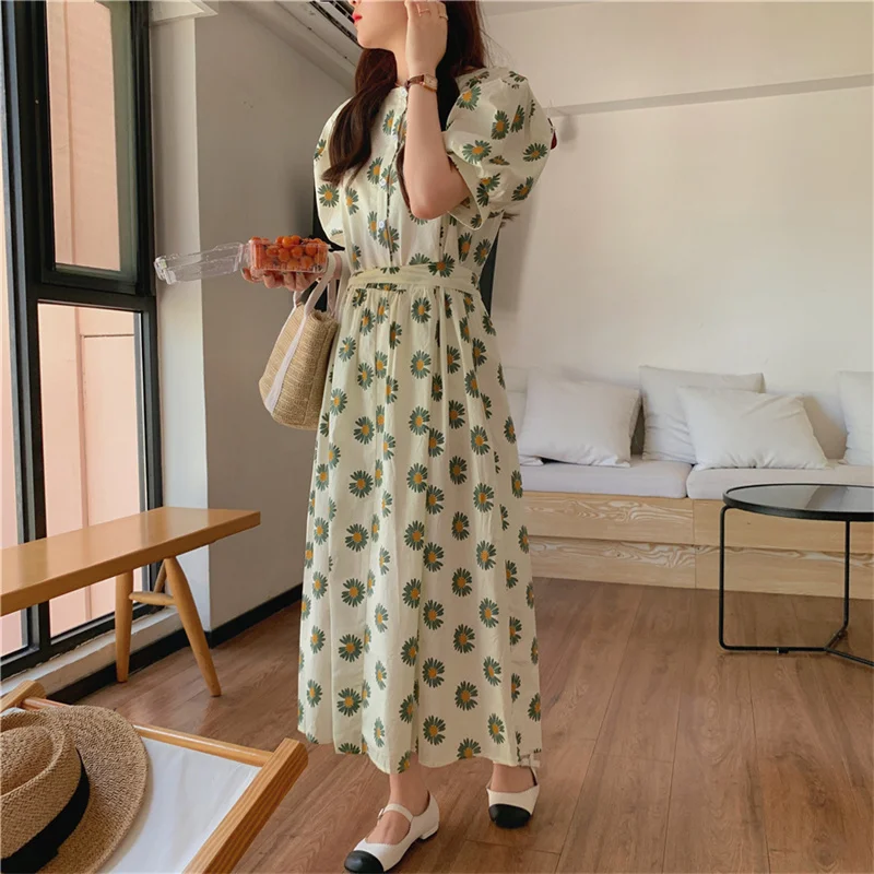 

One-Piece Korean Summer Fashion Women'S Dress 2021 Summer Sunflower Elegant Sweet Little Daisy Square Neck Dress