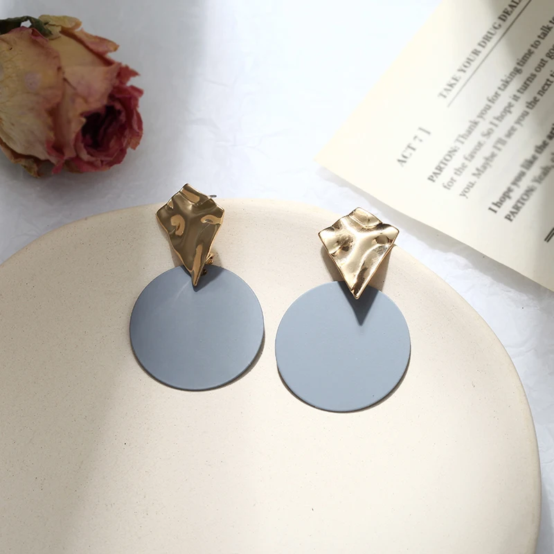 Новинка 2019 Корейская версия металлических сережек модные женские цветные