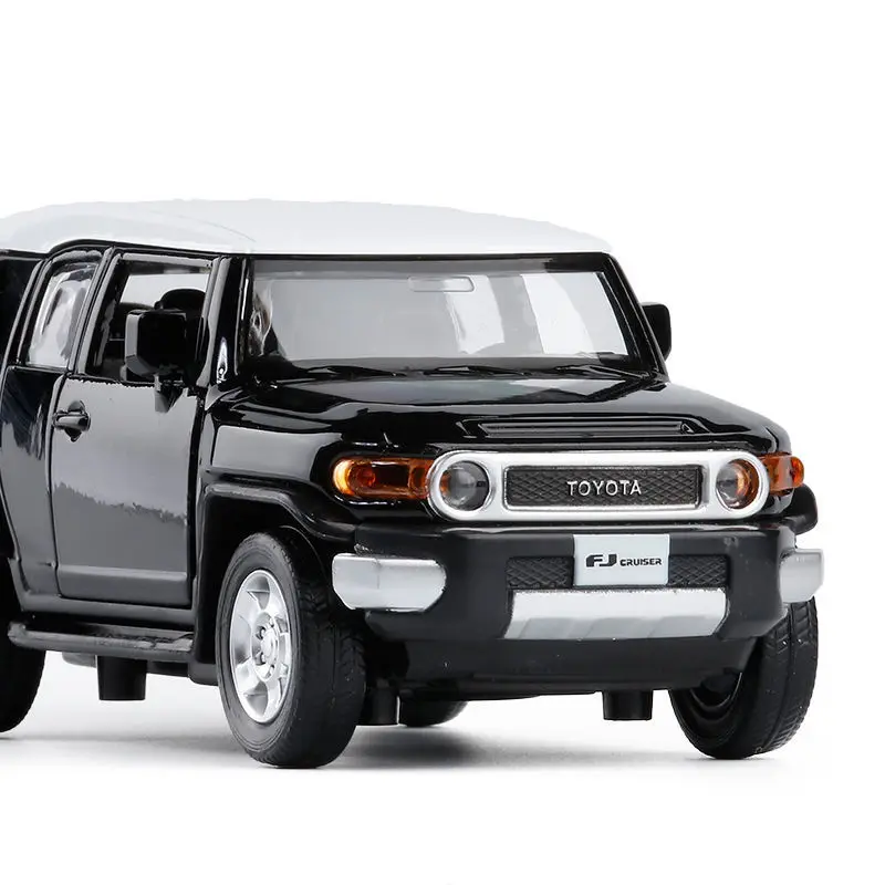 Модель литая автомобиля в масштабе 1:32 для Toyota FJ CRUISER коллекция роскошные игрушки