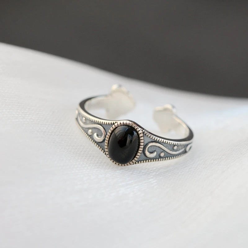 

Authentic 925 Sterling Silver Lady Retro Style Charm Ring Inlaid Natural Black Agate Resizable Opening Rings Jewelry Gift