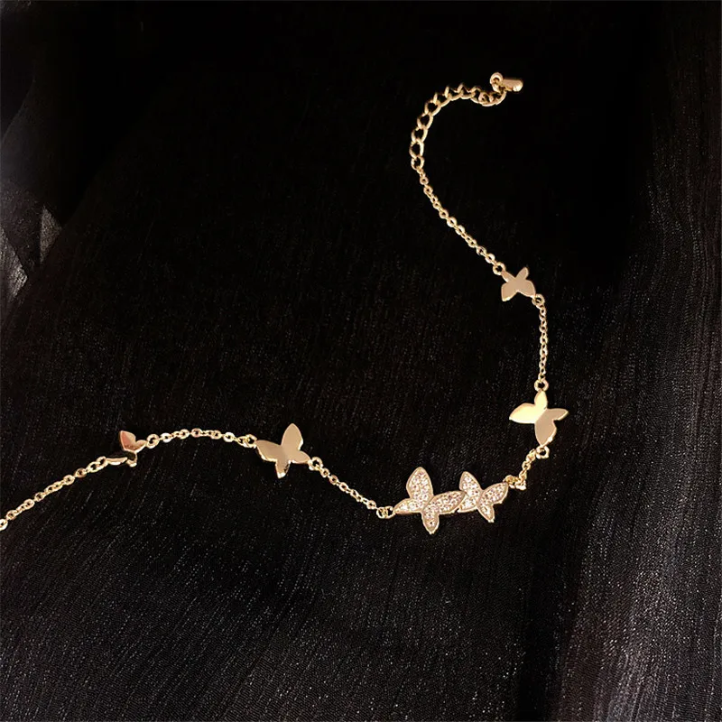 Женский браслет с подвеской бабочкой серебряный кристаллами 2020|Цепочки и