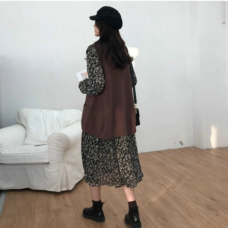 Джемпер женский вязаный с V-образным вырезом однотонный простой универсальный