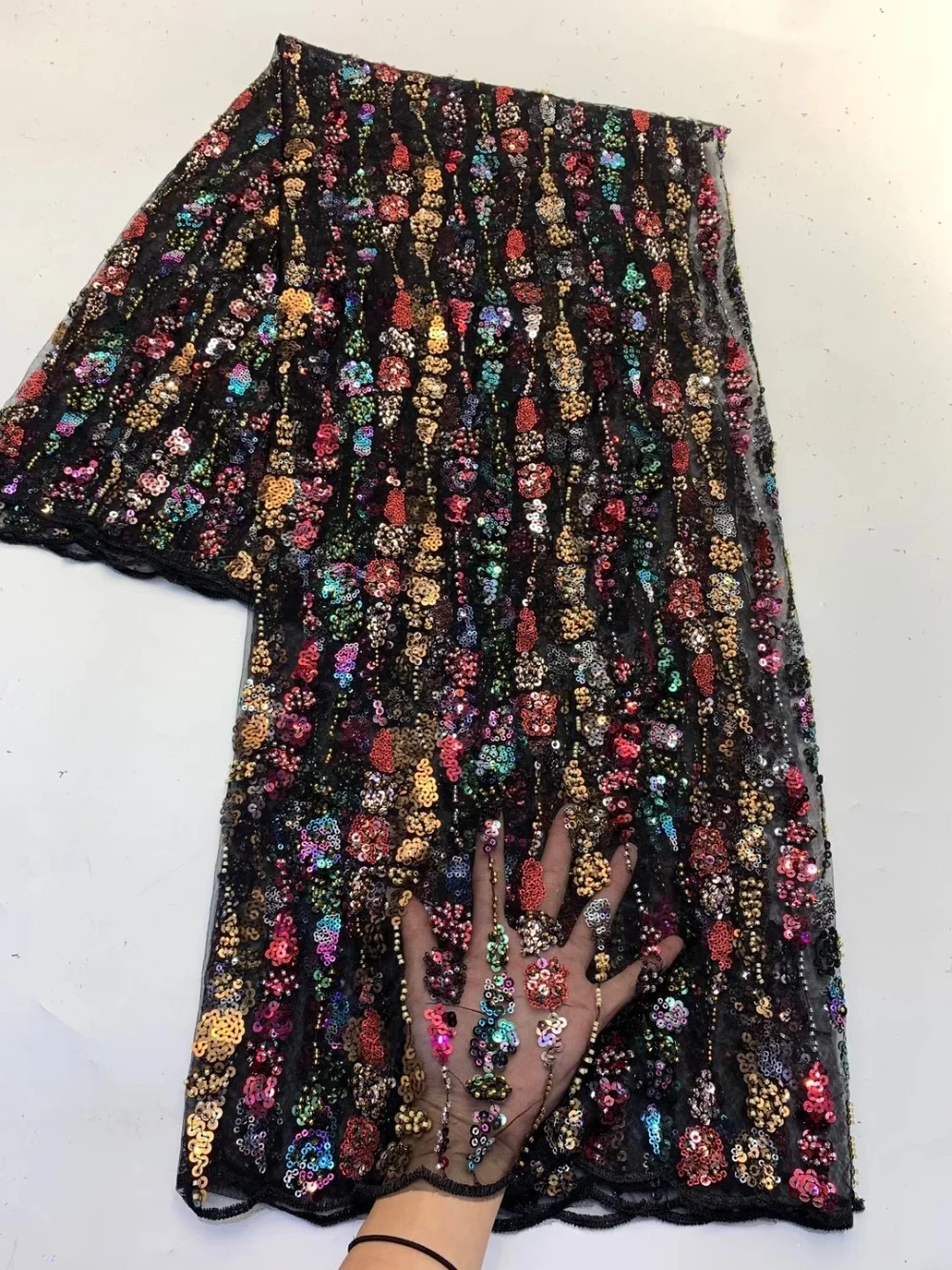 

Hot Sale Nigerian Beaded Net Lace Fabrics High Quality 2022 Lace African Sequins Mesh Lace Fabric For Wedding Party Sew