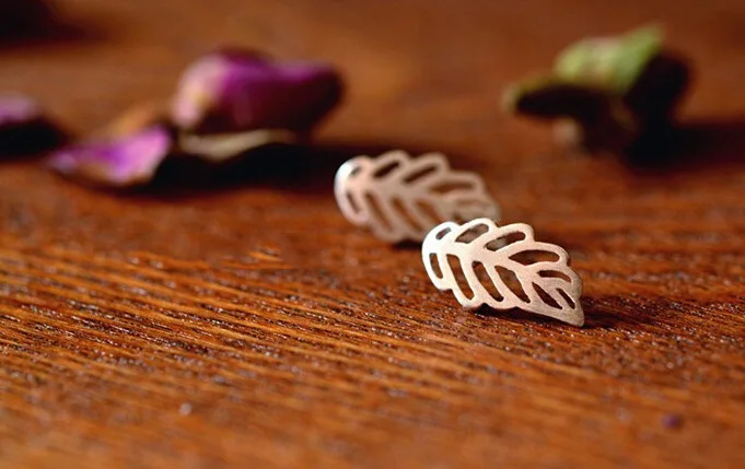 

Handmade Leaf Stud Earring 925 Sterling Silver Earrings For Women Party Gift Sterling-silver-jewelry Pendientes Mujer