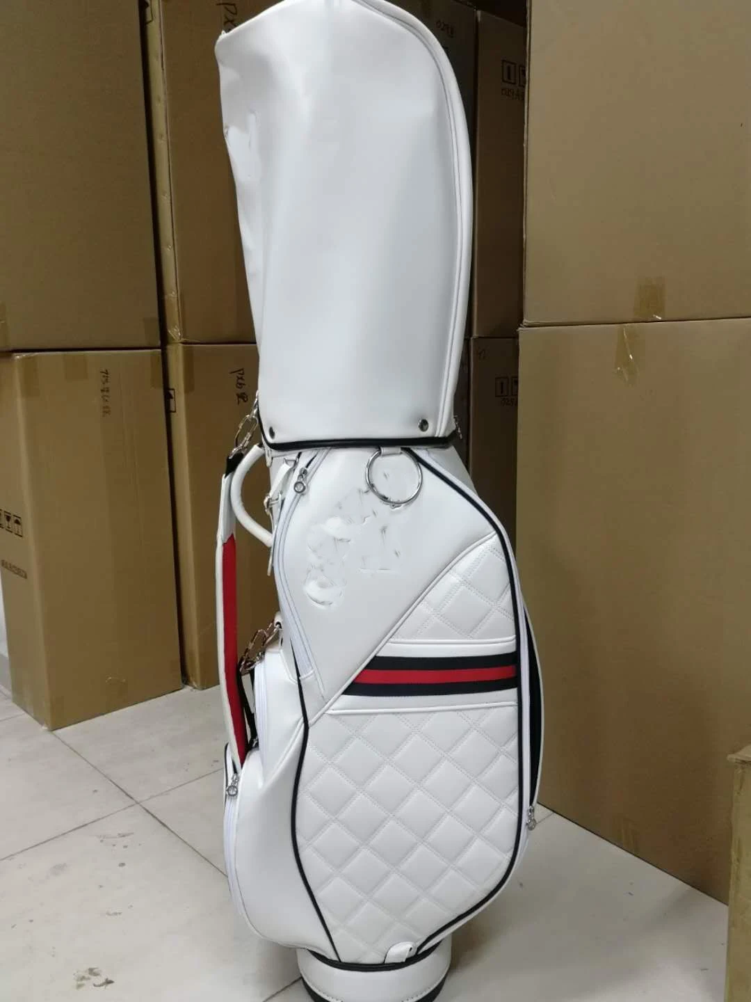 

Новая сумка для гольфа C ** L * для мужчин и женщин, с одинаковой водонепроницаемой сумкой для гольфа из ПУ, стандартная сумка для гольфа, спорт...