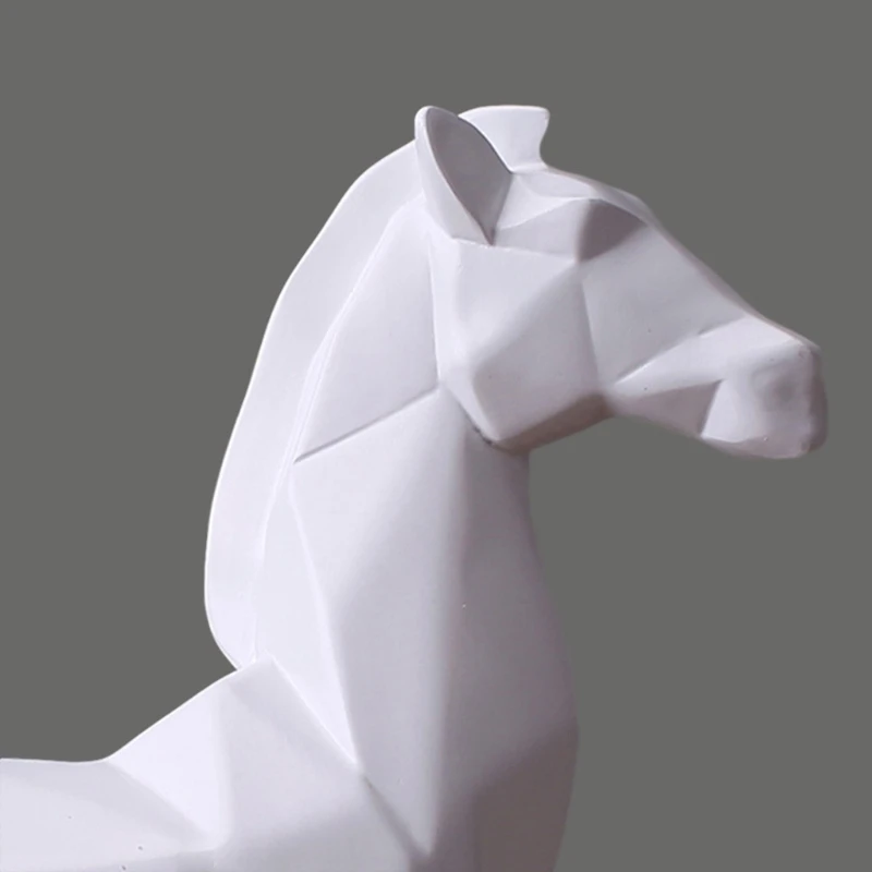 

Geometric Horse Statue Resin Animal Sculpture Crafts Ornaments Home Decoration