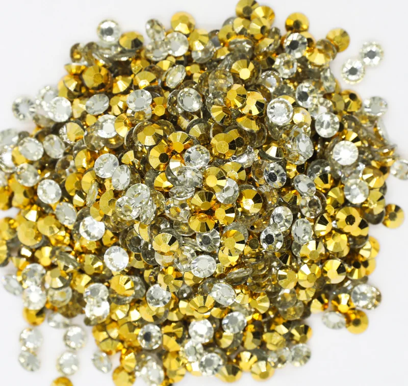 

Золотистый гематитовый цвет 3 ~ 6 мм плоские стразы Смола без горячей фиксации стразы в массовом упаковке пластиковые украшения для дизайна ...