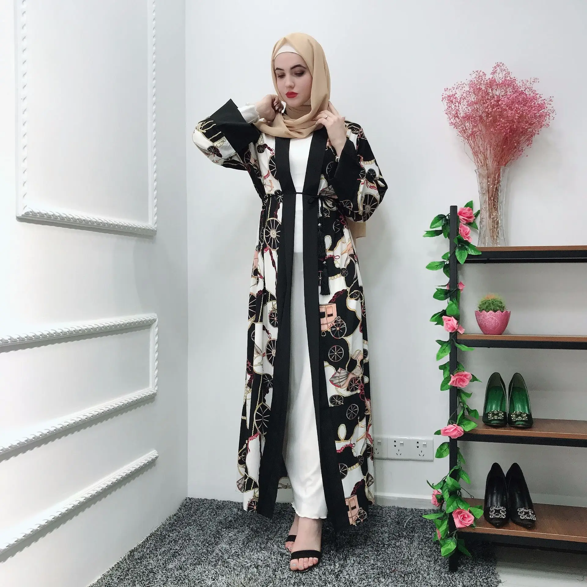 Модное женское длинное мусульманское платье Дубай с принтом в виде колес, женская одежда, Abaya Дубай, мусульманские платья Lsm234