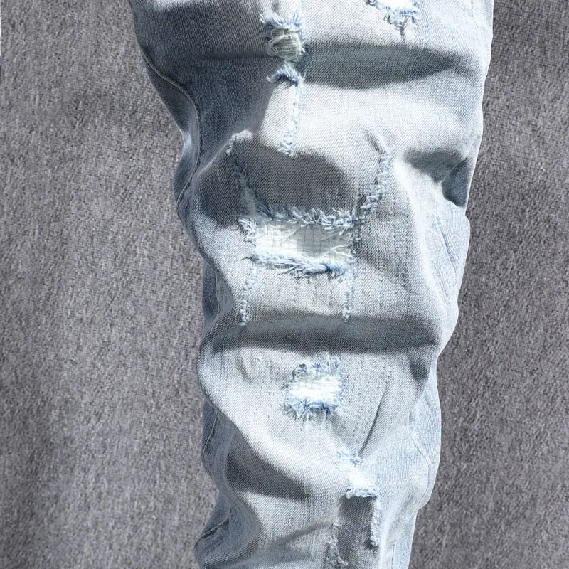 Korean Style Men Jeans Retro Light Blue Elastic Slim Ripped Jeans Men Street Fashion Patched Designer Casual Denim Pencil Pants