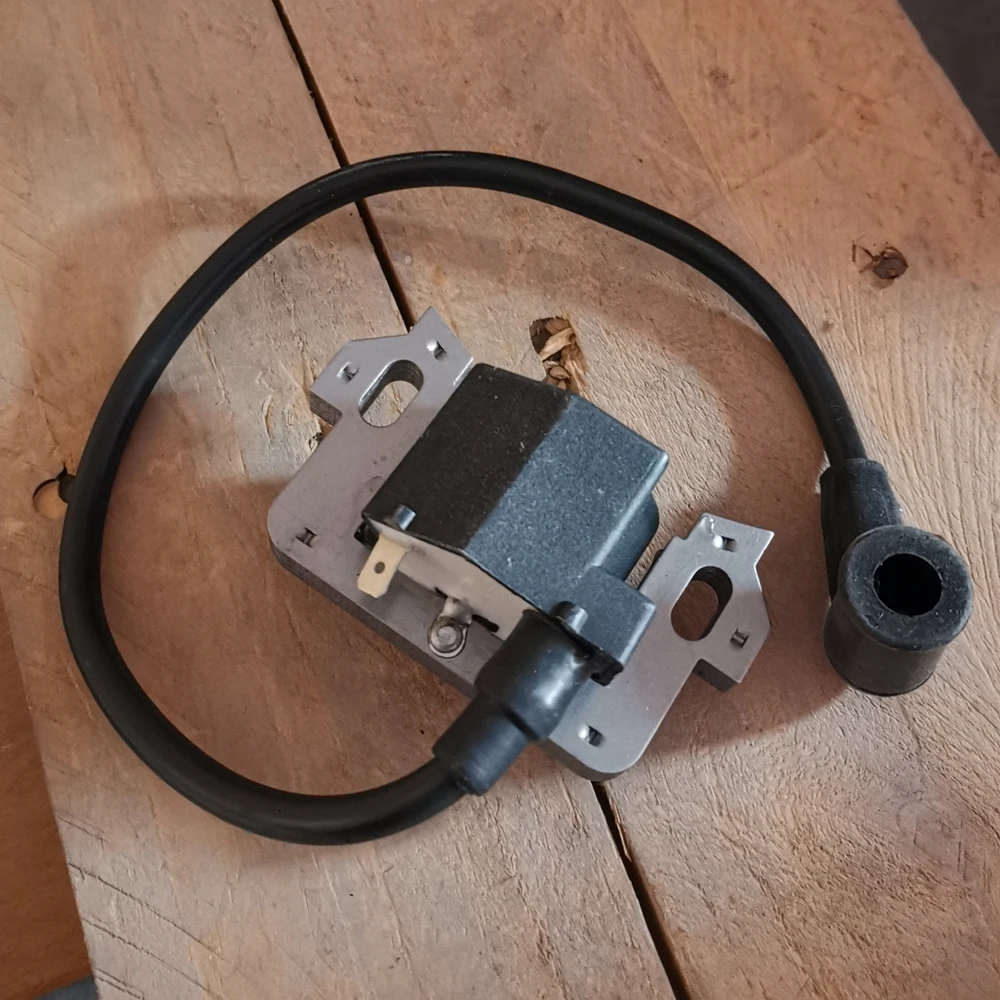 Катушка зажигания GCV160 Honda GCV135 GCV190 GC135 GC160 GC190 GS160 GSV160 GSV190 30500-ZL8-004 30500-ZL8-014 |