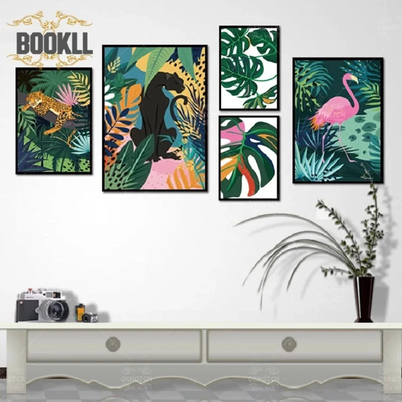 

Jungle Wildlife Canvas Painting Colored Oil Paint Scandinavian Poster Fresh Green Leaves Hd Print Picture Modern Home Decoration
