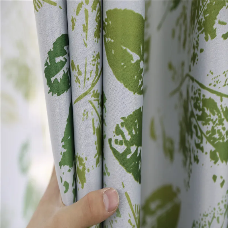 Затеняющие шторы с изображением листьев жадеита в скандинавском стиле для