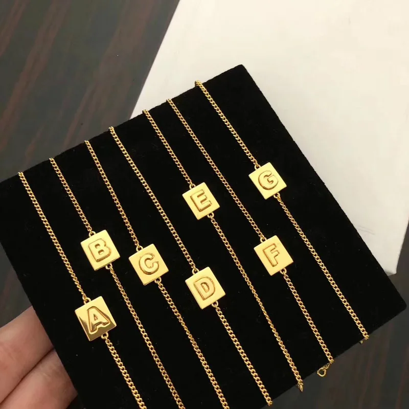 Ожерелья с буквой унисекс очаровательные блестящие золотые медали ожерелье