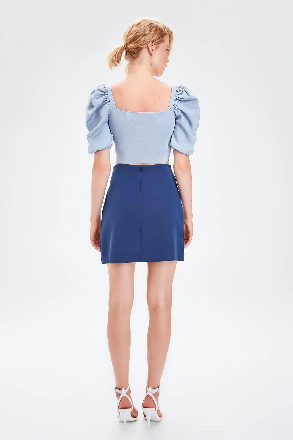 Юбка с деталями на пуговицах Trendyol Saks TWOAW20ET0357