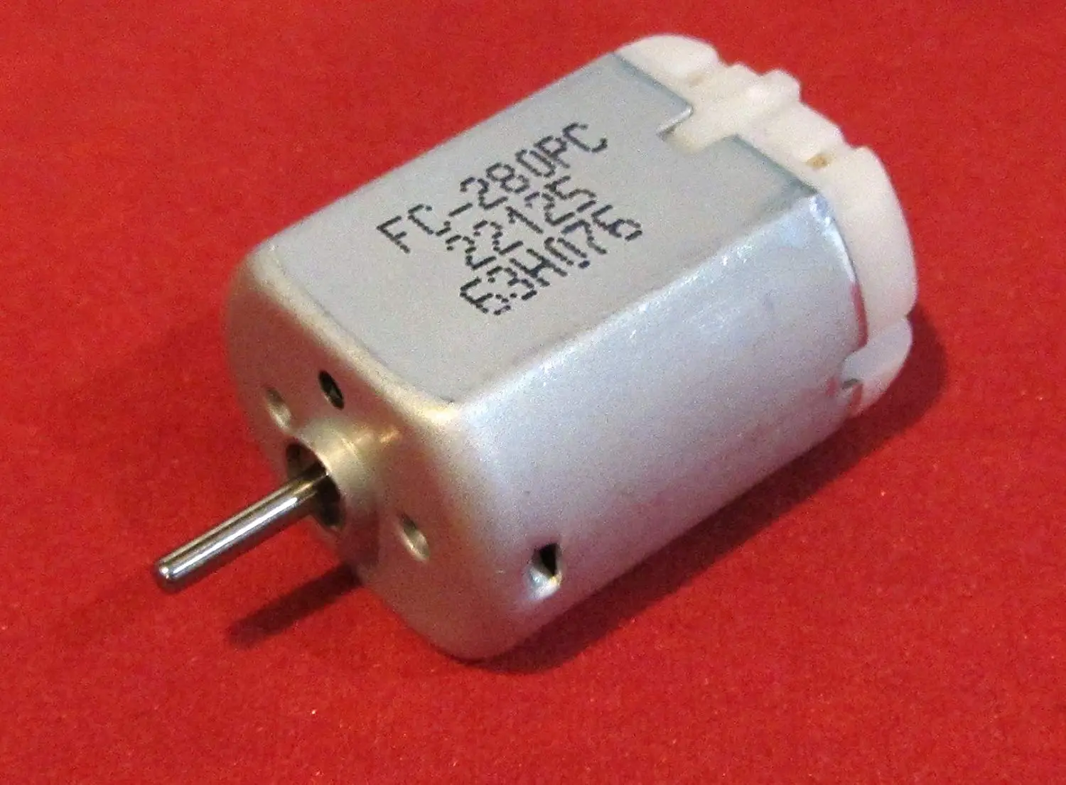 

AZGIANT 10mm Round Shaft Automobile Central Door Lock Actuator Motor FC-280PC-22125 Shaft Power Locking Repairing Engine