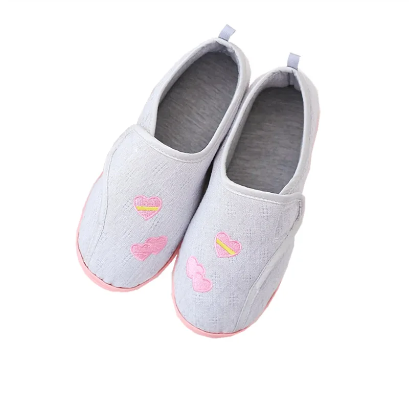 

Women's Diabetic Slippers arthritis Edema adjustable Closed Toe Pregnant Slippers Outoodr Shoes Slip On Soft bottom Cozy Shoes