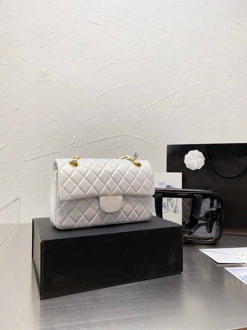 

2021 fashion shoulder bag cosmetic bag simple atmosphere fashion all-match female bag purse Counter quality
