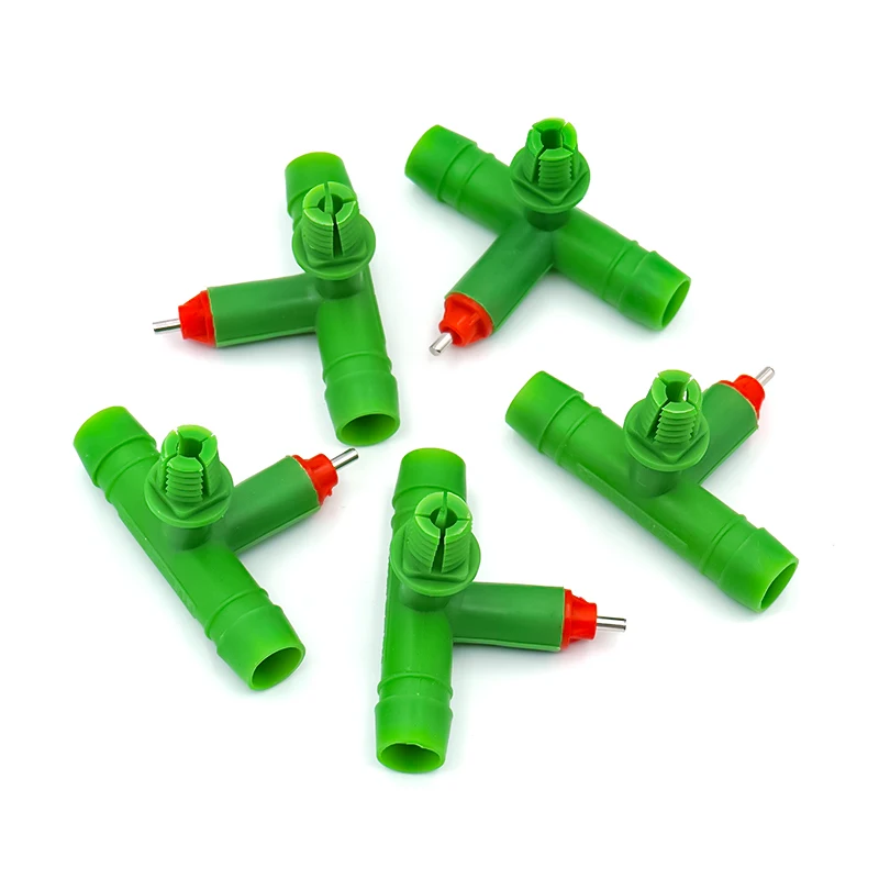 

8Pcs Chicken Nipple Automatic Drinker Green Plastic Tee Tube Poultry Nipple Drinker Poultry Chicken Feeding Supplies Durable