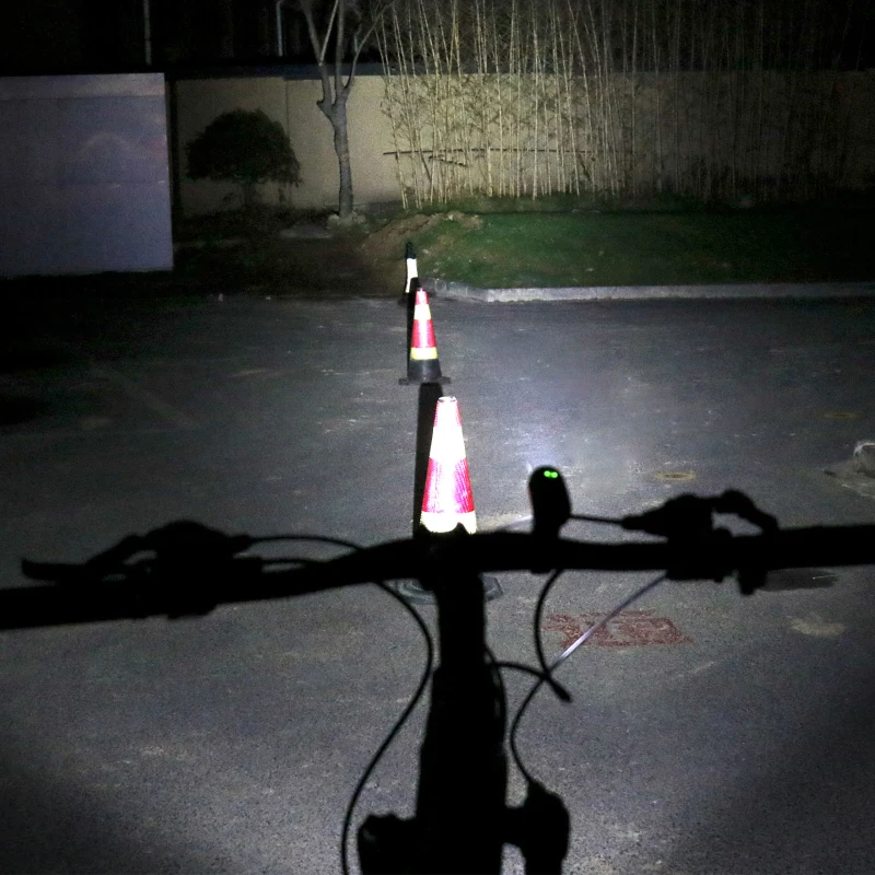 

2021 New Riding Lights Usb Charging Waterproof Aluminium Alloy Mountain Bike Flashlight High-brightness Headlight Of Bicycle