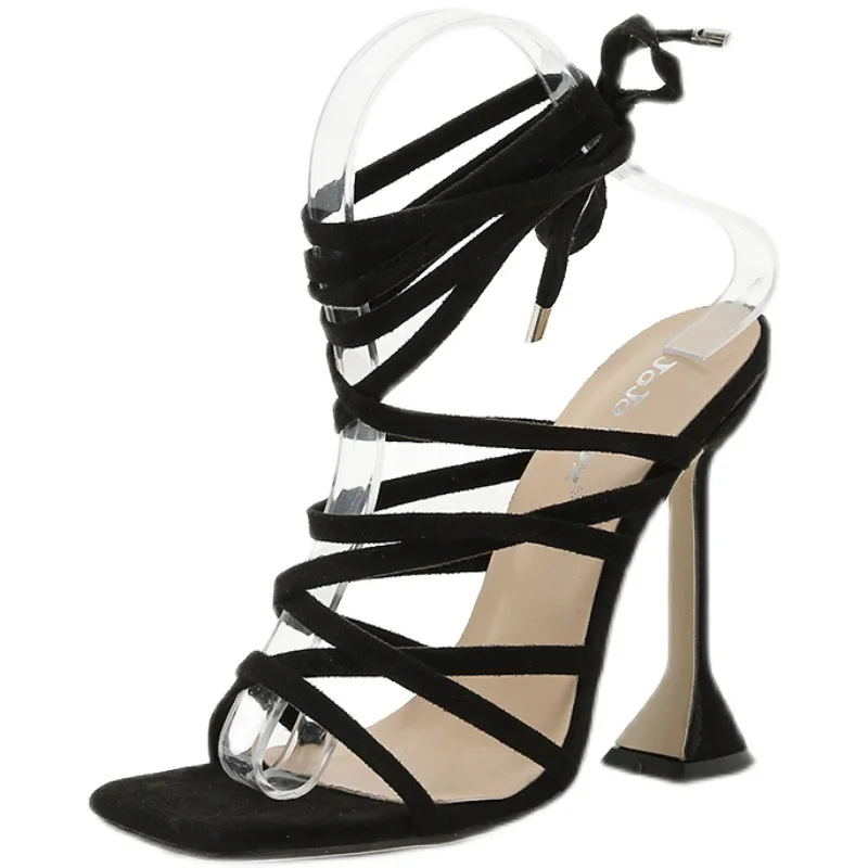 

2021 new women's shoes Square Head wine cup heel high heel bandage ROMAN SANDALS