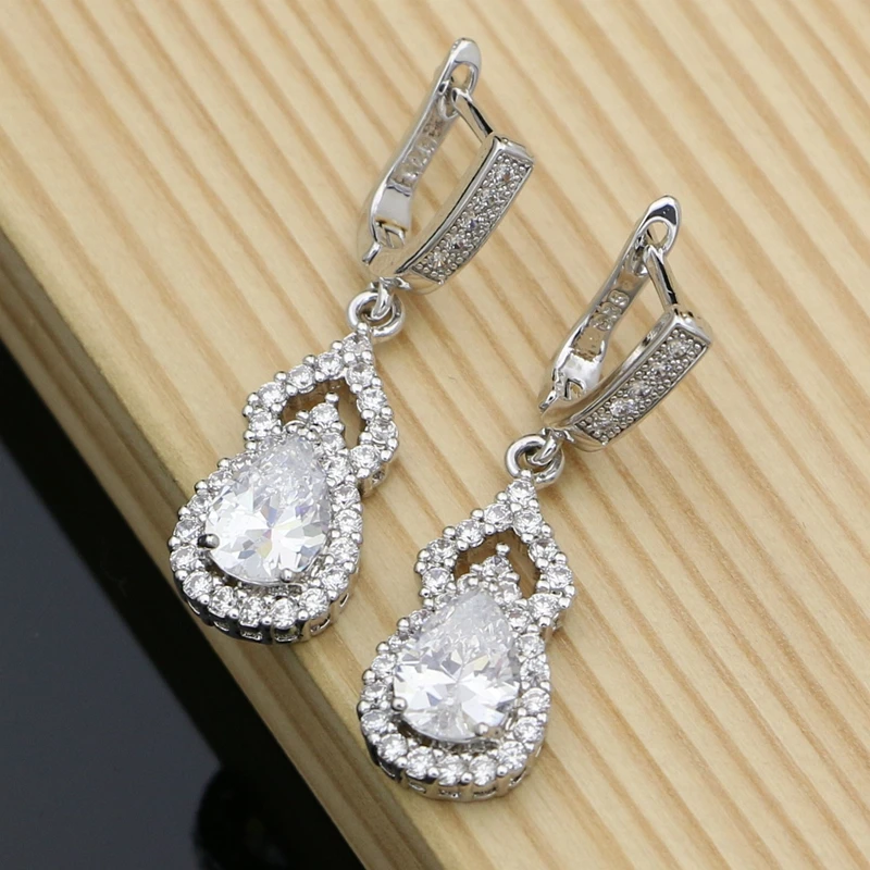 Модные свадебные серьги с белым кубическим цирконием и кристаллами