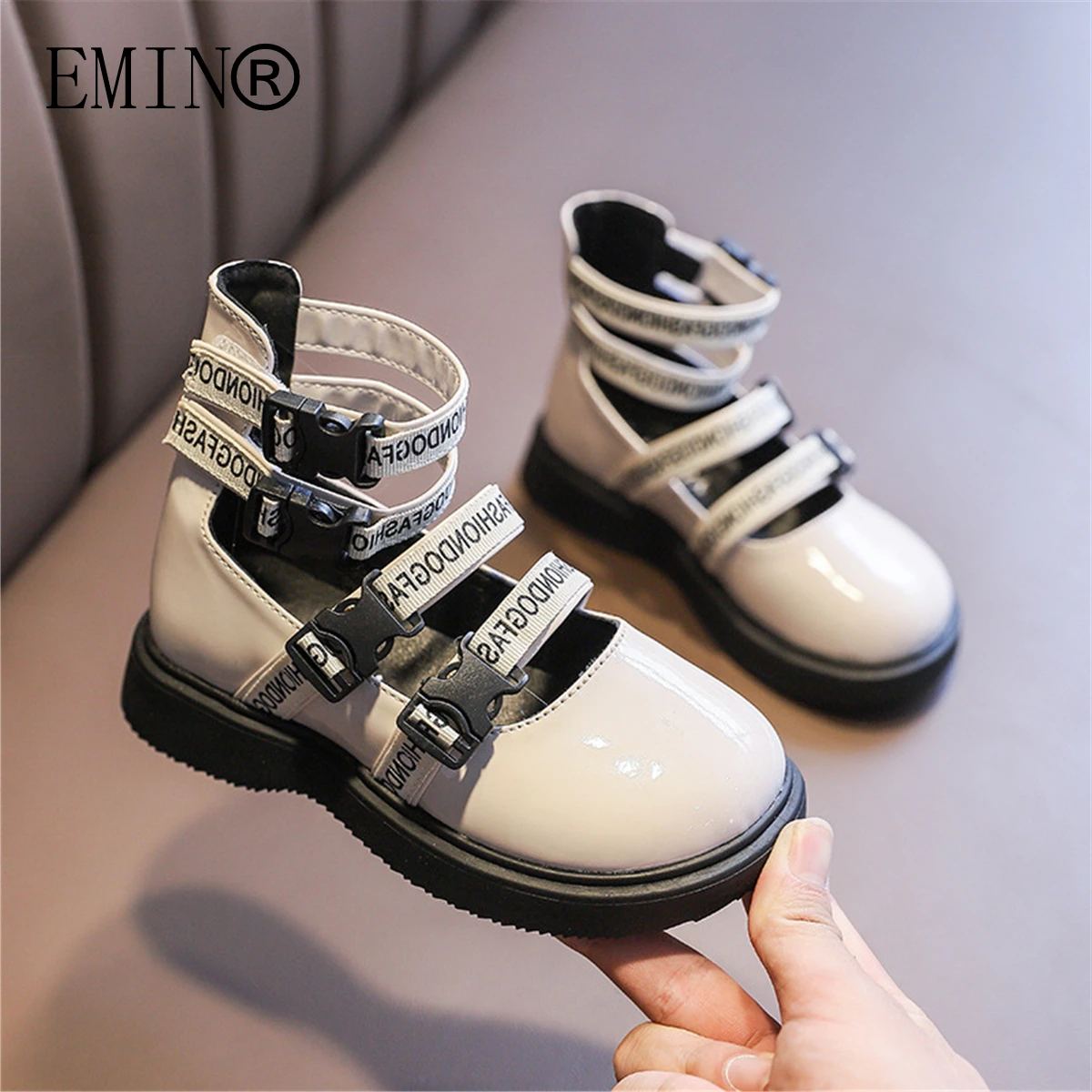 

Girls Leather Sandals 2022 Summer New Soft And Comfortable Beach Leisure Campus Performance Princess Shoes