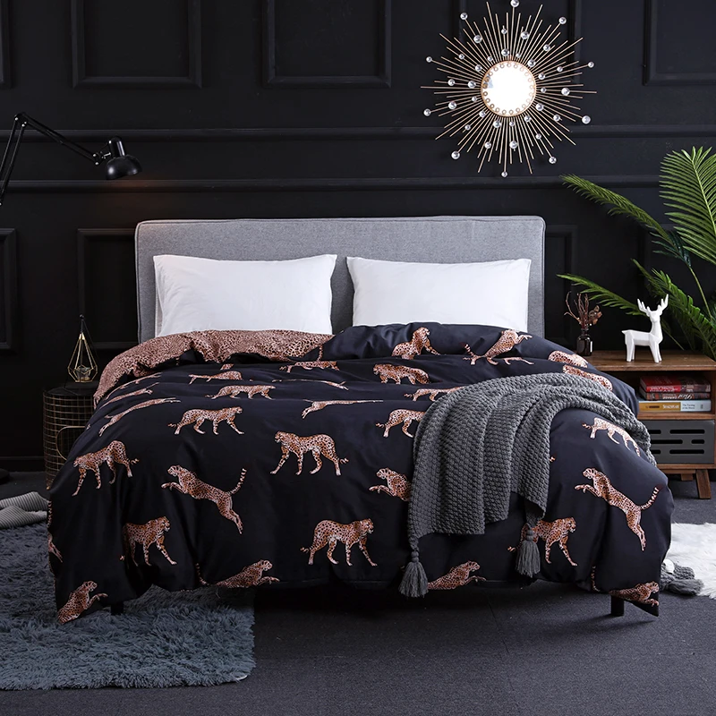 

Brushed three-piece European and American dark wind bed set kit animal leopard. Flowers and leaves 2/3pcs bedding