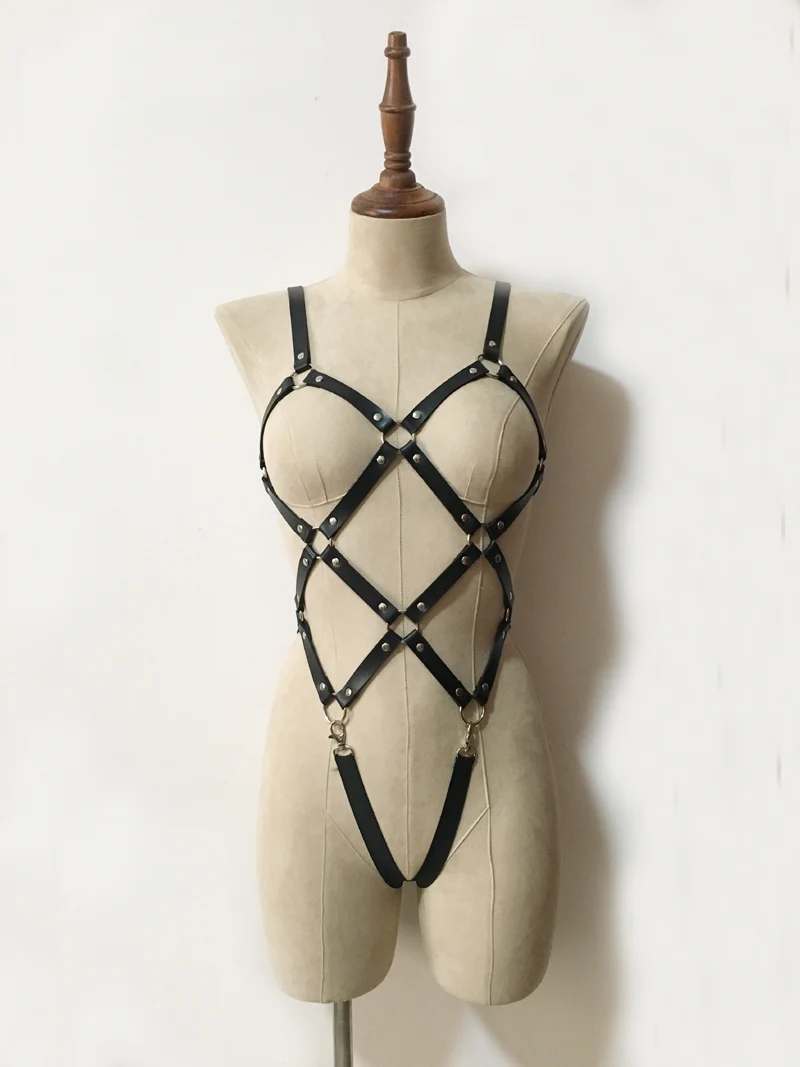 Фото 2019 Fashion Punk Goth Lingerie leather material harness Belts for Women Hot Suspenders Sexy Nightclub Bondage Аксессуары для 2019 Fashion Punk Goth Lingerie leather material harness Belts for Women Hot Suspenders Sexy Nightclub Bondage Аксессуары для