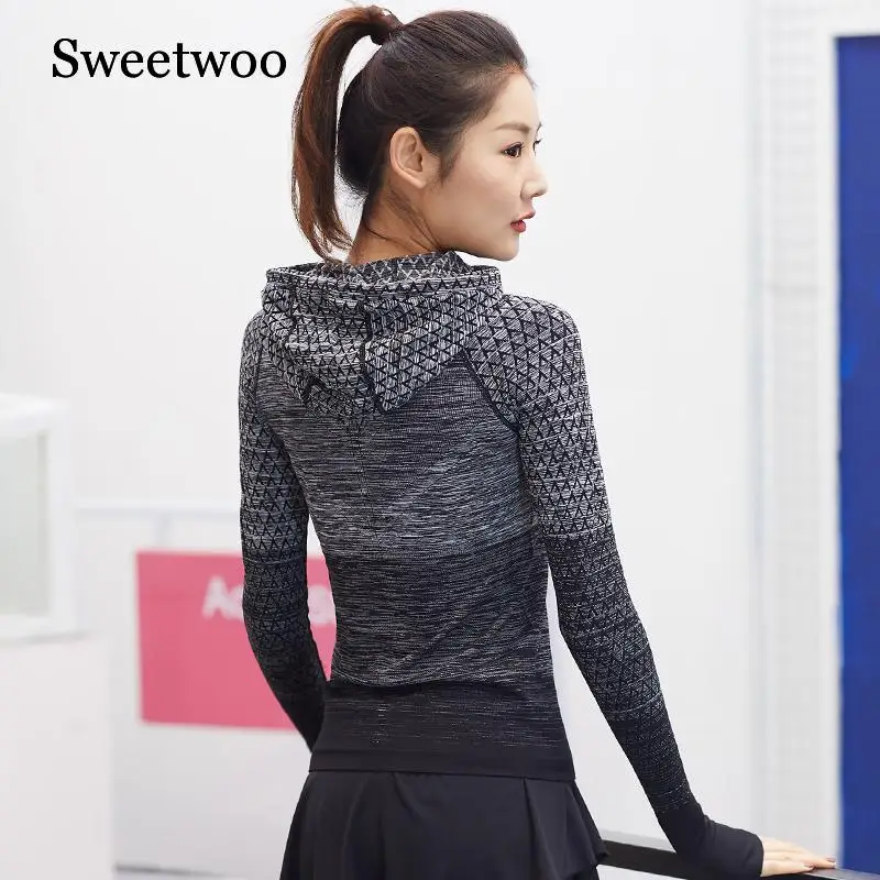 Женский спортивный топ SWEETWOO куртка для бега Женская рубашка йоги с длинным