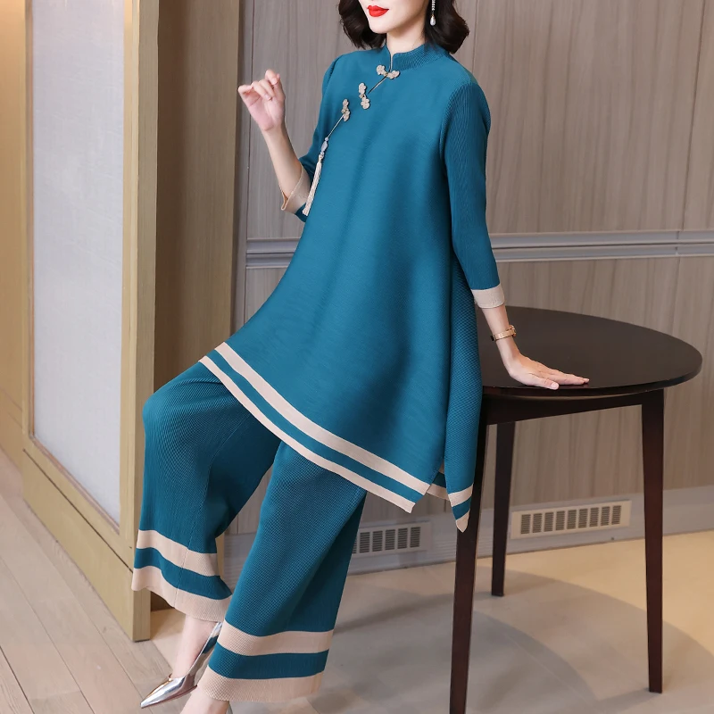 

Pant Suits Plue Size Autumn Women's Vintage Chinese Style Elastic Loose Miyake Pleated Stand Collar Top + Trousers 2PCS Set