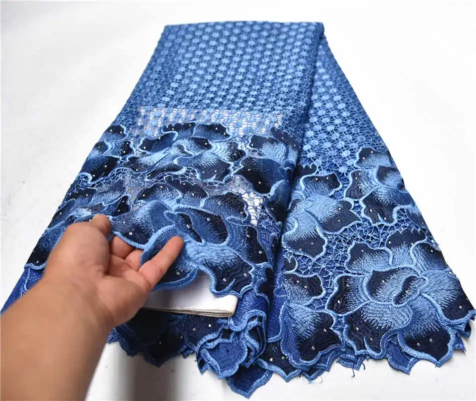 Горячая продажа молочного шелка кружевная ткань Свадебные материалы черный