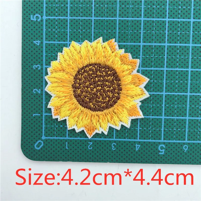 50 шт. нашивки с вышитым подсолнухом клейкая аппликация Ремонтный значок сделай