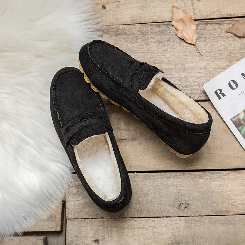Discount 2021 Winter Flats Shoes Women Fashion Loafers Soft Bottom Plus Velvet Cotton Shoes Low Cut Plus Size 43 Women Shoes