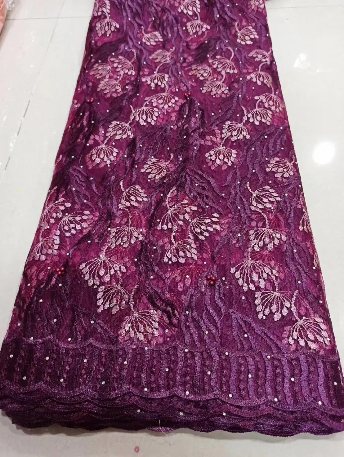 

2020 новый африканский вышитый жаккардовый кружевной ткани с розой lJOY-33054 модный нигерийский французский стиль кружевной ткани для вечерние