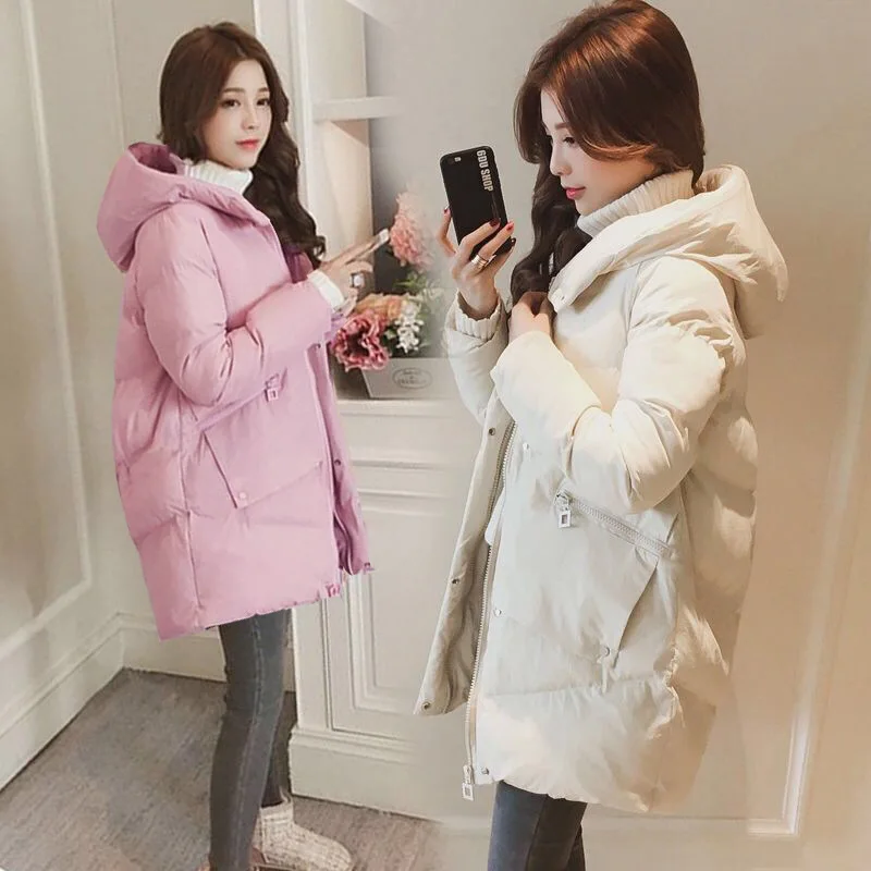 Зимняя женская куртка повседневная плотная теплая длинная с капюшоном карманами