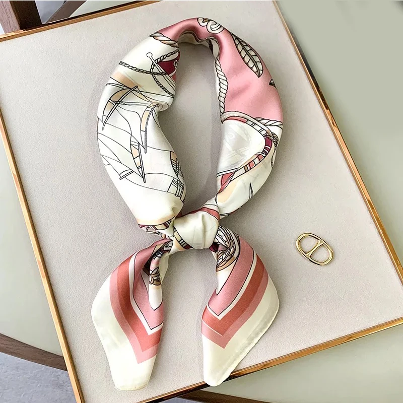 

New style headscarf spring and autumn 2020 women's fashion printing large square scarf lady Beach silk scarf Luxury Travel Shawl
