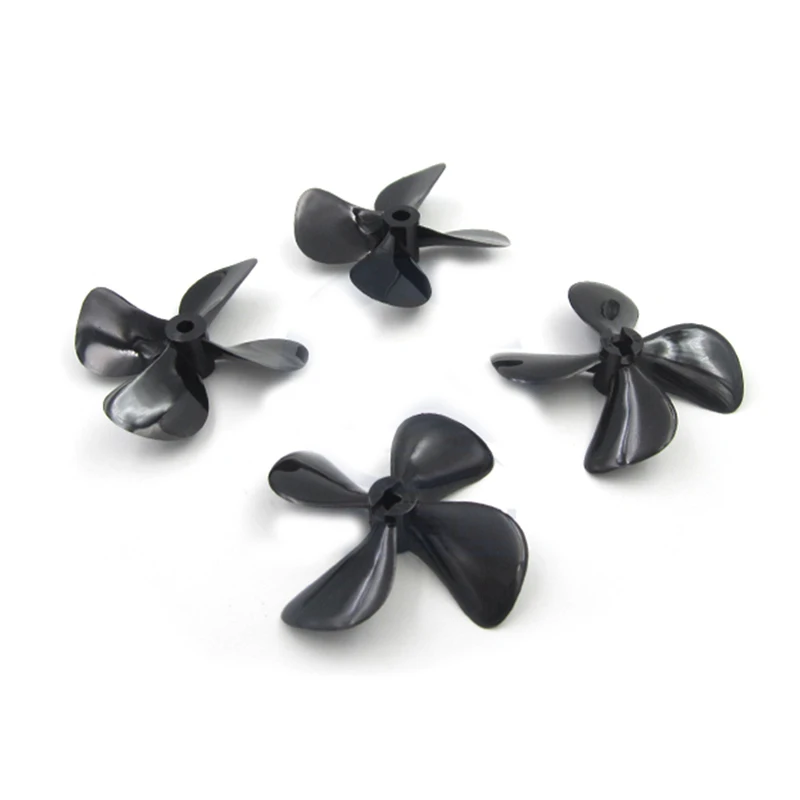 лопатка с четырьмя лезвиями