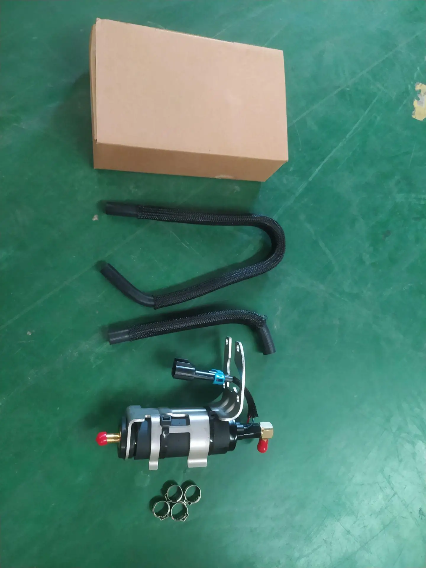 

AP03 FUEL PUMP 8558432 8M0047624 for MERCURY 110HP 115HP 135HP 150HP 175HP 225HP